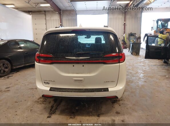 2C4RC1GG1NR176866 2022 CHRYSLER PACIFICA White 