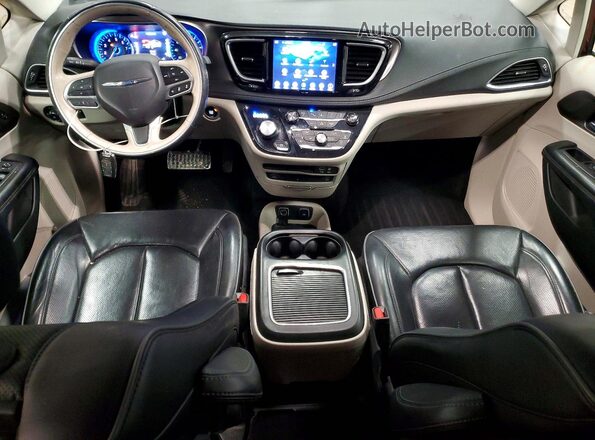 2C4RC1GG5JR259968 2018 CHRYSLER PACIFICA Red Vista del salpicadero
