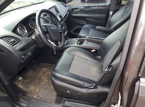 2C4RC1HG5GR113657 2016 CHRYSLER TOWN Charcoal Widok wnętrza z przodu
