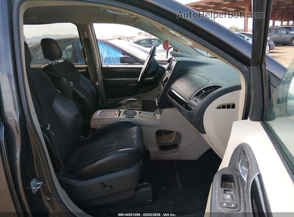 2C4RC1JG6GR200302 2016 CHRYSLER TOWN & COUNTRY Black 
