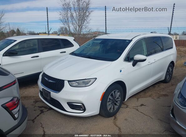 2C4RC1L74PR518142 2023 CHRYSLER PACIFICA White 