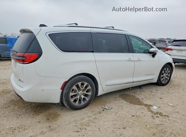 2C4RC1N70PR501805 2023 CHRYSLER PACIFICA White 
