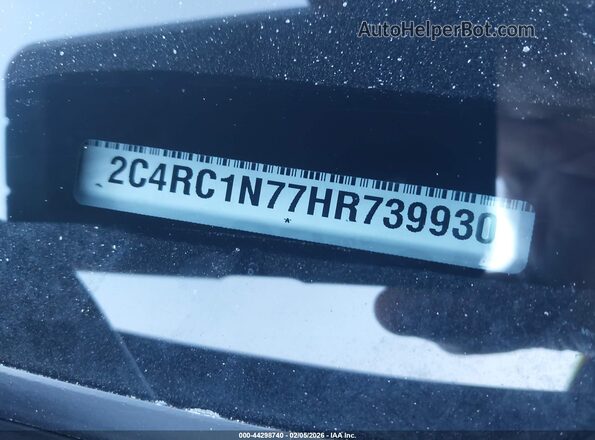 2C4RC1N77HR739930 2017 CHRYSLER PACIFICA Gray 
