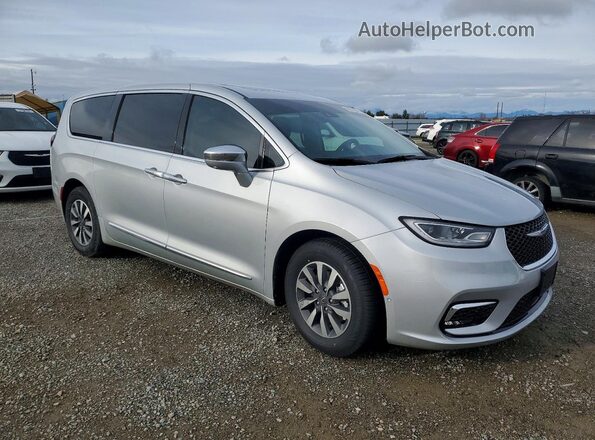 2C4RC1S78NR214245 2022 CHRYSLER PACIFICA Silver Передня права чверть