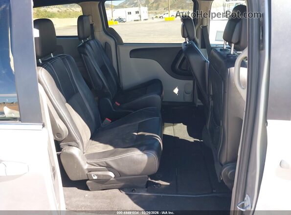 2C4RDGCG3KR623263 2019 DODGE GRAND CARAVAN Серебряный 