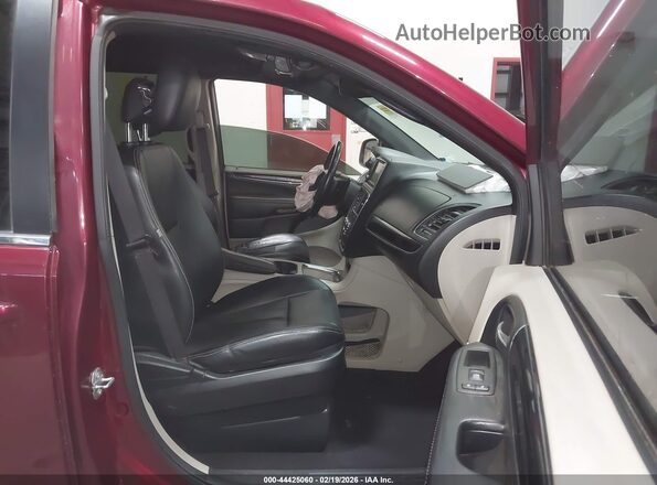 2C4RDGCG7KR694644 2019 DODGE GRAND CARAVAN Red Widok wnętrza z przodu