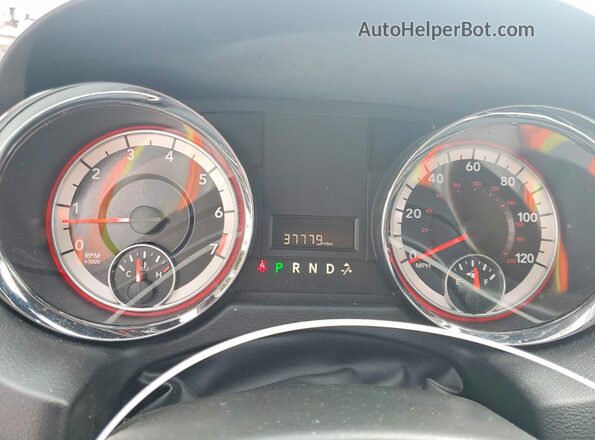 2C4RDGCG8GR335715 2016 DODGE GRAND Silver Instrument cluster view