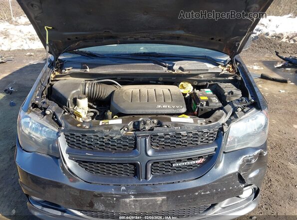 2C4RDGEG7JR324256 2018 DODGE GRAND CARAVAN Black Widok z tyłu