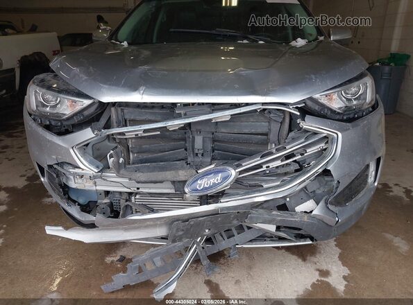 2FMPK3J95LBA92969 2020 FORD EDGE Silver Widok z przodu