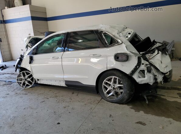 2FMPK4J90RBB00572 2024 FORD EDGE White 