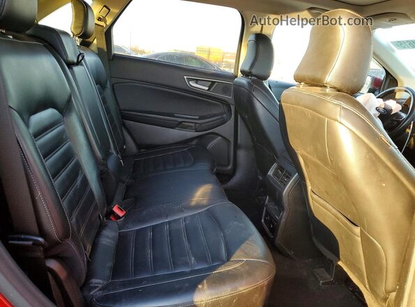 2FMPK4J92PBA12832 2023 FORD EDGE Red Widok wnętrza z tyłu