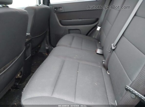 2FMPK4J94NBA40015 2022 FORD EDGE Silver Widok naklejki z numerem VIN