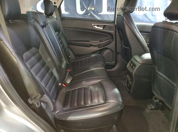 2FMPK4J98NBA53916 2022 FORD EDGE Silver Rear interior view