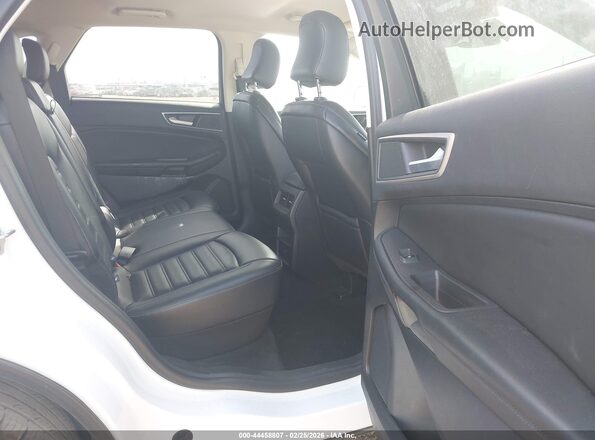 2FMPK4J99RBB00862 2024 FORD EDGE White Widok naklejki z numerem VIN