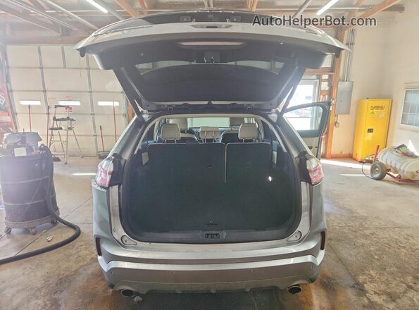 2FMPK4K94NBA61462 2022 FORD EDGE Silver Հետևի տեսք