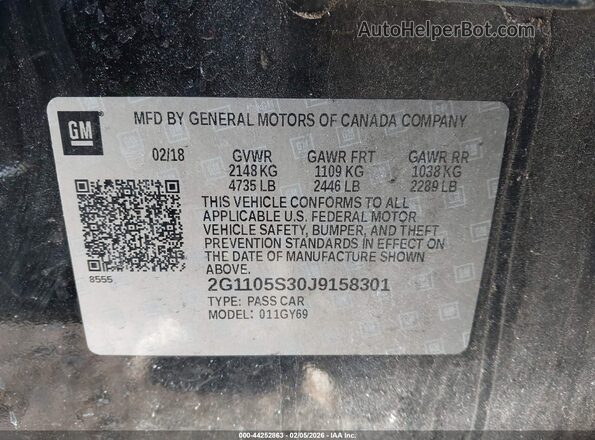 2G1105S30J9158301 2018 CHEVROLET IMPALA Black Widok komory silnika