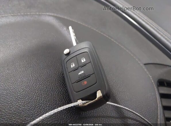 2G1115S31G9107038 2016 CHEVROLET IMPALA Белый Вид панели приборов