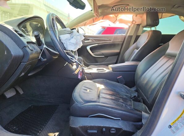 2G4GK5EX0G9114684 2016 BUICK REGAL Белый Вид салона спереди