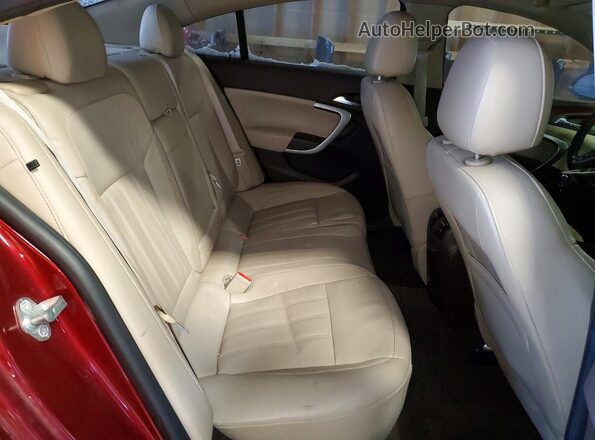2G4GL5EX3H9117089 2017 BUICK REGAL Burgundy Vista de los asientos traseros