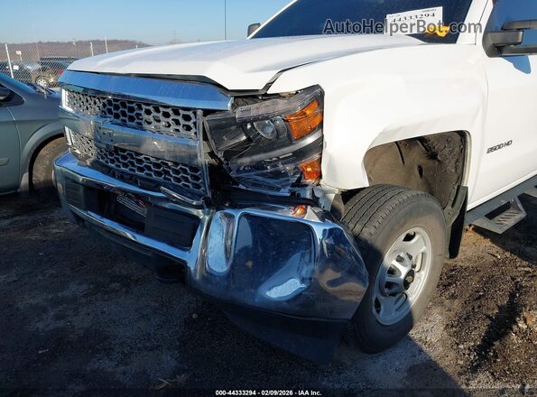 2GC2KREG5K1231920 2019 CHEVROLET SILVERADO White Widok z przodu