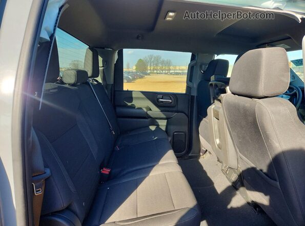 2GC4KMEY2S1146750 2025 CHEVROLET 2500 Gray Rear seats view