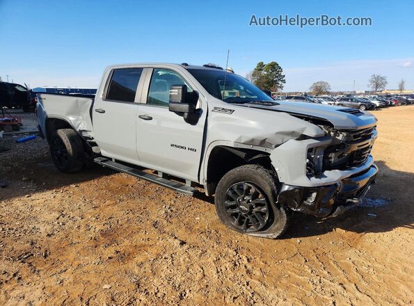 2GC4KMEY2S1146750 2025 CHEVROLET 2500 Gray Front right