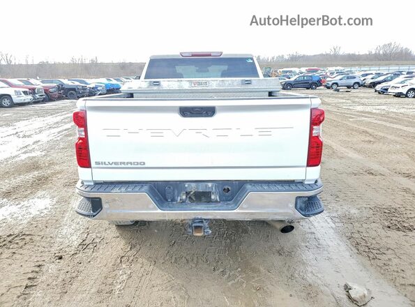 2GC4YLE72R1135712 2024 CHEVROLET SILVERADO Белый Вид сзади