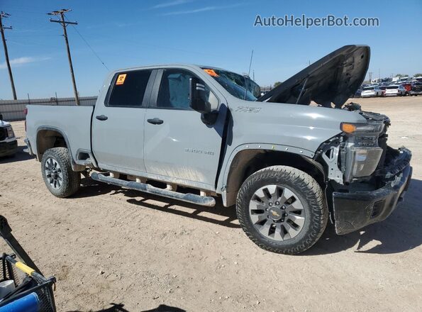 2GC4YMEY8R1206233 2024 CHEVROLET SILVERADO Gray Przód prawy
