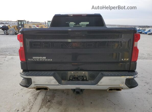 2GCUDGEDXR1199019 2024 CHEVROLET SILVERADO Угольный Вид сзади