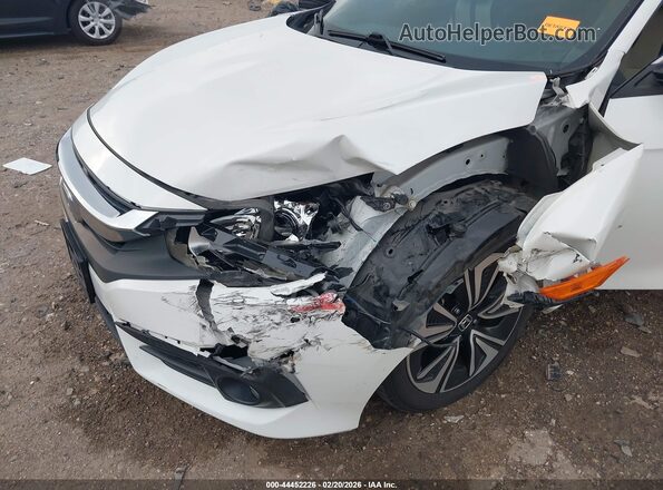 2HGFC3B35HH359217 2017 HONDA CIVIC White Widok z przodu