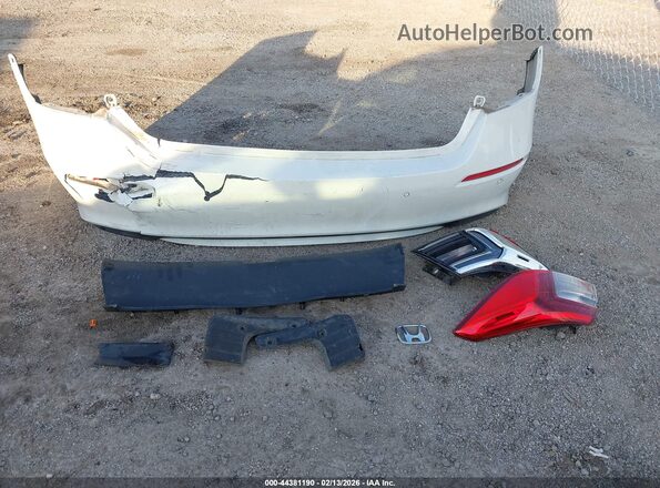 2HGFE1F93NH301275 2022 HONDA CIVIC White Սարքավորումների վահանակի տեսք