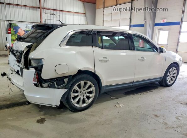 2LMHJ5AT6HBL00836 2017 LINCOLN MKT White Rear right