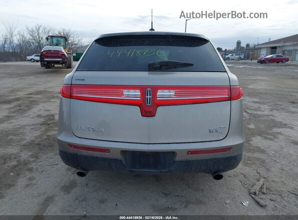 2LMHJ5AT9JBL00352 2018 LINCOLN MKT Бежевый 