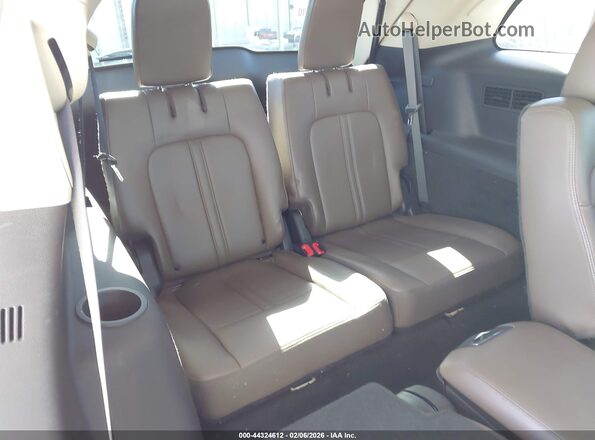 2LMHJ5ATXJBL01221 2018 LINCOLN MKT White 
