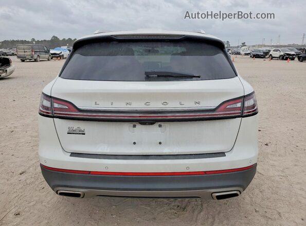2LMPJ6K97MBL16123 2021 LINCOLN NAUTILUS White 