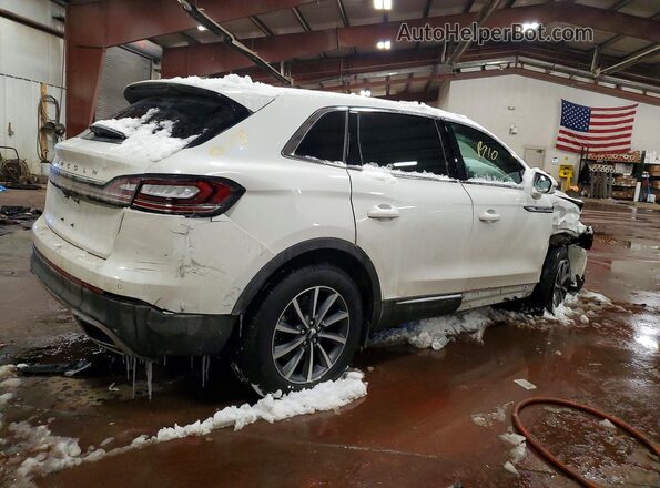2LMPJ8J92MBL18570 2021 LINCOLN NAUTILUS White Trasero derecho
