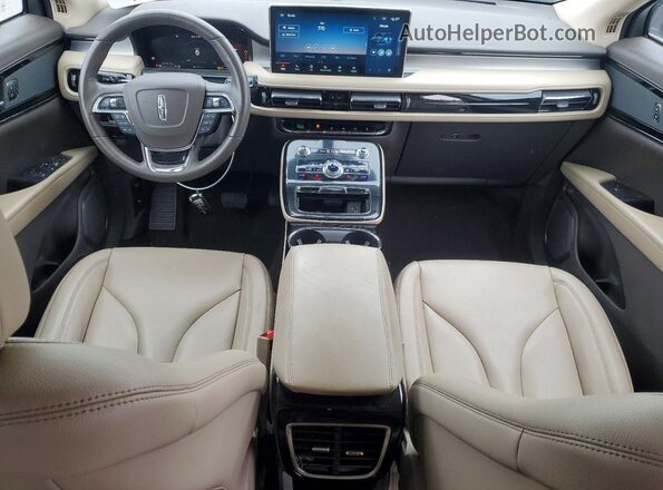 2LMPJ8J92PBL09856 2023 LINCOLN NAUTILUS White Առջևի վահանակի տեսք