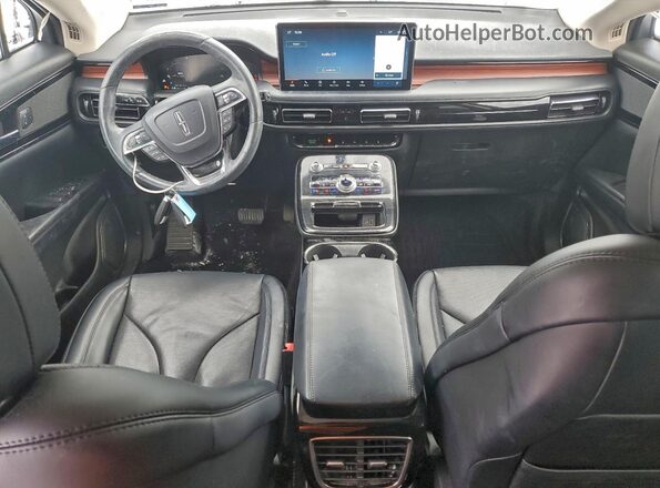 2LMPJ8K92PBL23822 2023 LINCOLN NAUTILUS Gray Dashboard view