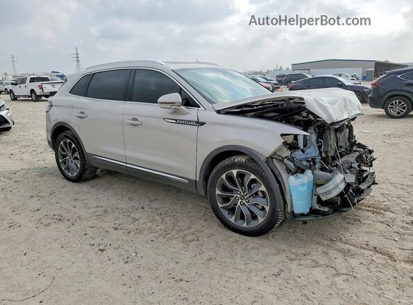 2LMPJ8K94PBL26785 2023 LINCOLN NAUTILUS Gray Front right
