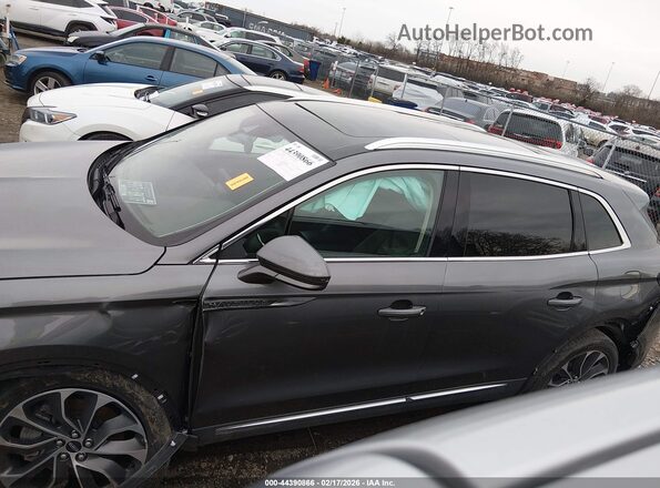 2LMPJ8K98MBL13646 2021 LINCOLN NAUTILUS Gray 
