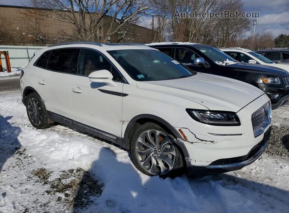 2LMPJ8KP4PBL28843 2023 LINCOLN NAUTILUS White Przód prawy