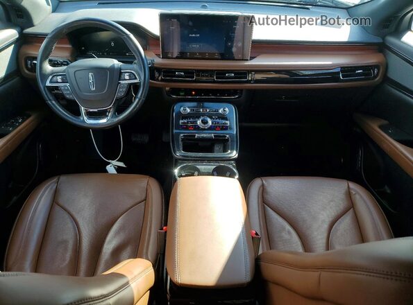 2LMPJ8KP4PBL28843 2023 LINCOLN NAUTILUS White Widok deski rozdzielczej