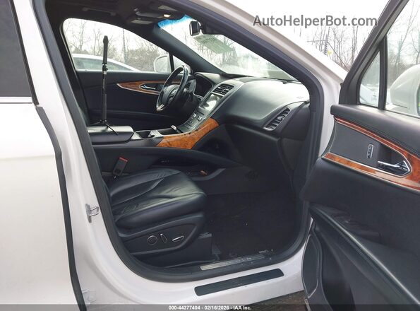 2LMPJ8KR4JBL14546 2018 LINCOLN MKX White 