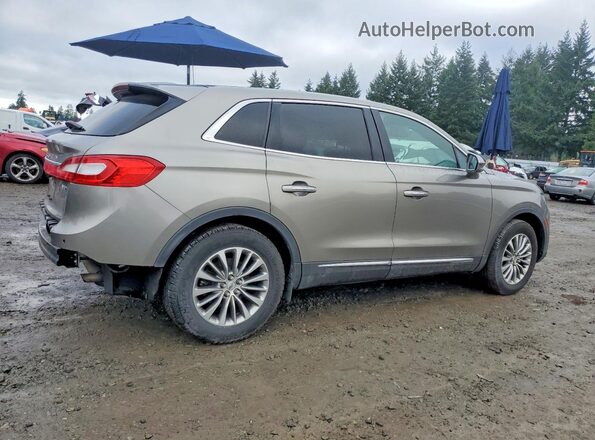 2LMPJ8KR9HBL28811 2017 LINCOLN MKX Tan Trasero derecho