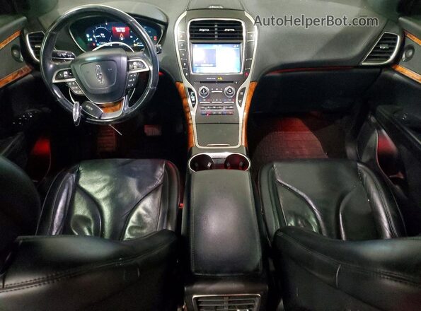 2LMPJ8L91KBL42868 2019 LINCOLN NAUTILUS White 