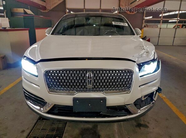 2LMPJ8L93KBL17826 2019 LINCOLN NAUTILUS White 