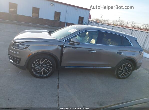 2LMPJ8LP1KBL51391 2019 LINCOLN NAUTILUS Brown Widok wnętrza 360 stopni