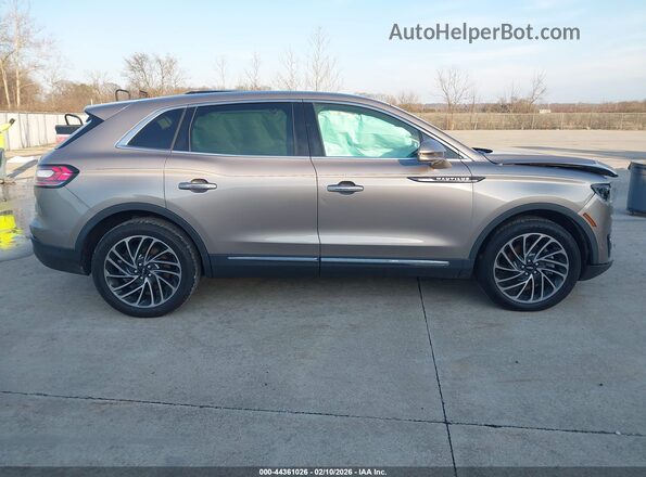 2LMPJ8LP1KBL51391 2019 LINCOLN NAUTILUS Brown Widok wnętrza z tyłu