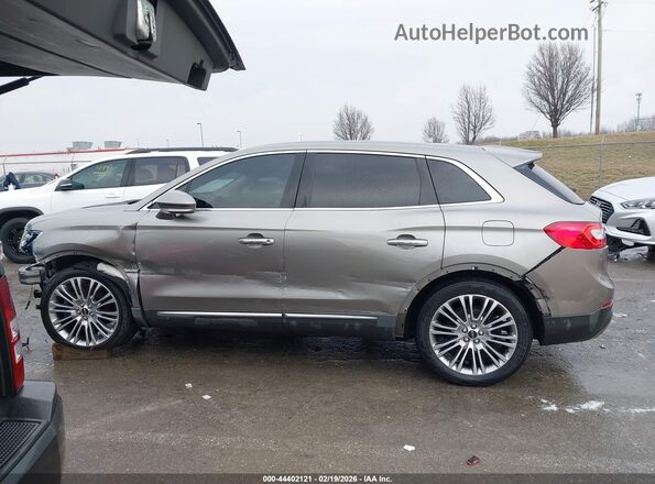 2LMTJ6LP9GBL20626 2016 LINCOLN MKX Gold სალონის 360-გრადუსიანი ხედი