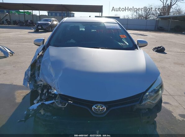 2T1BURHE0GC579458 2016 TOYOTA LL Silver Widok wnętrza z tyłu